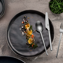 Sola New Dutch Satin