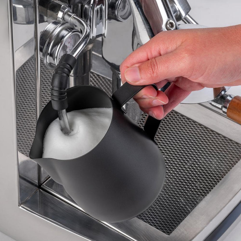 APS schenkkan 0,8 l non-stick detail – praktische kan voor buffet en tafelservice