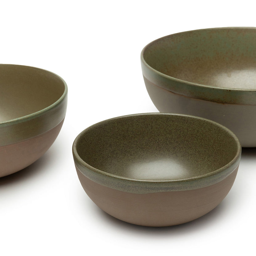 Surface Serving Bowl L Camo Green L 23.5 W 23.5 H 9.5 4/Box