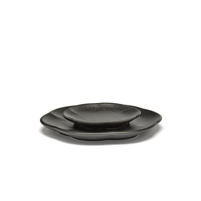 Inku Plate Ribbed M Black L 13.9 W 13.9 H 1.3 cm 8/Box