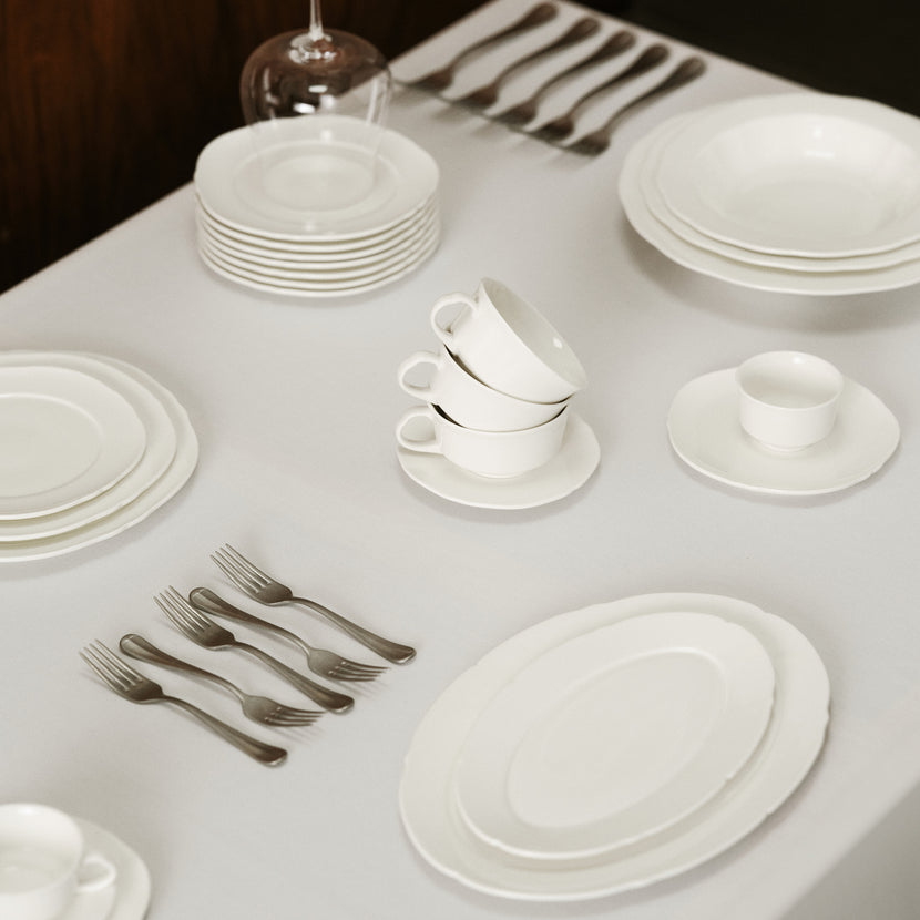 Silhouette Saucer Coffee Cup White 4/Box