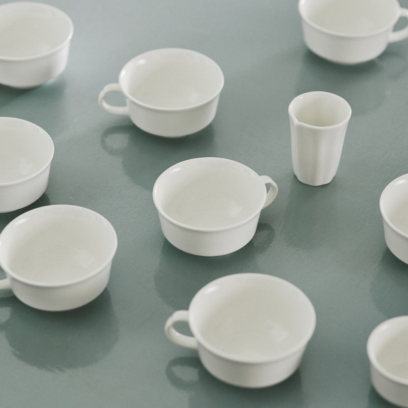 Silhouette Milk Jug White 4/Box