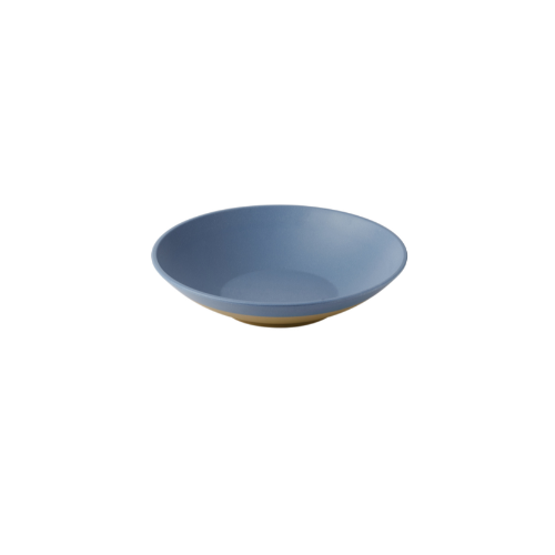 Emerge Oslo Blue Melamine Shallow Bowl van Churchill, 30 cm, 2,3L, set van 4. Stijlvolle en duurzame ondiepe melamine kom in Oslo Blue, ideaal voor het serveren van salades, pasta's of gedeelde gerechten. Lichtgewicht, breukbestendig en perfect voor gebruik in de horeca.