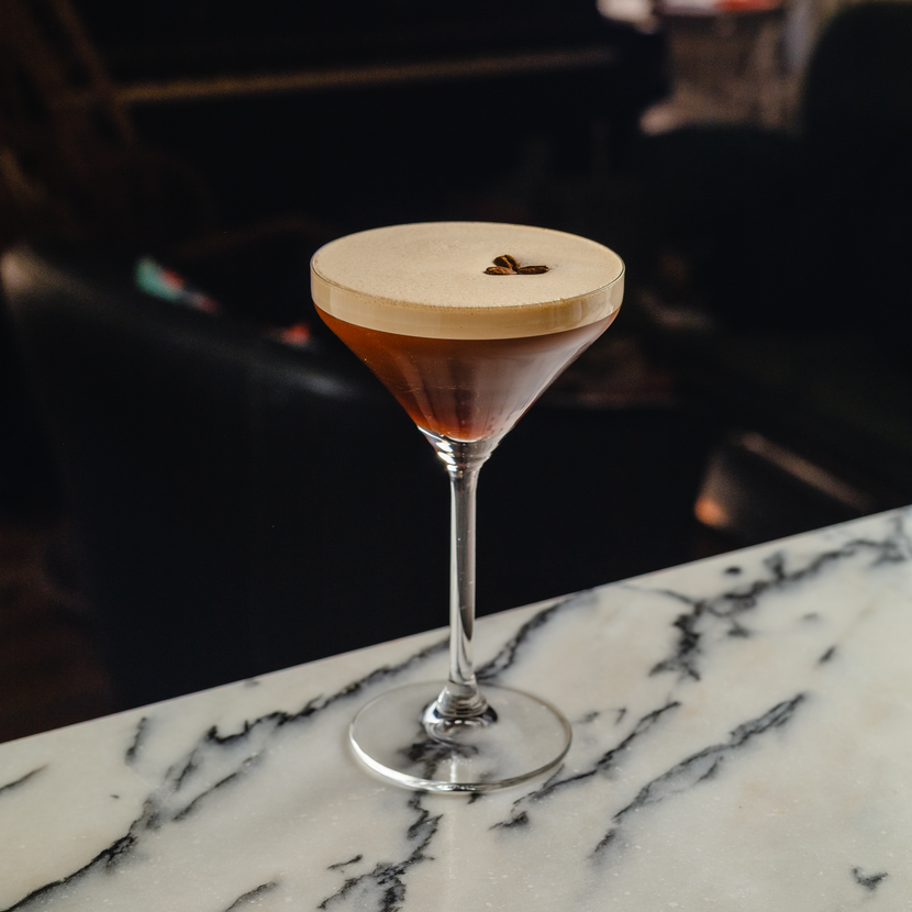 Onis Endura Martini Finesse Laser Cut detail lasergesneden rand professioneel martiniglas horeca